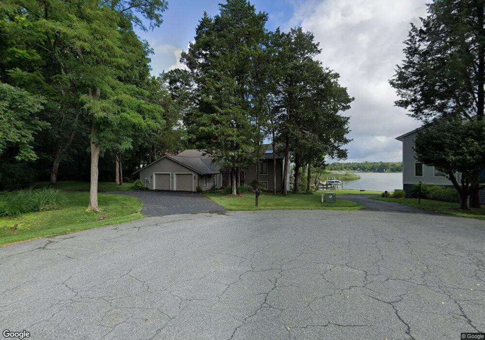 11710 Over Creek Ct, Swan Point, MD 20645 - photo 1