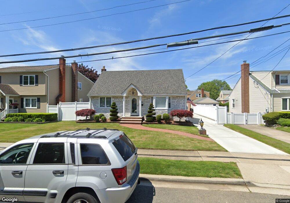 150 Frame St, Franklin Square, NY 11010 - photo 1