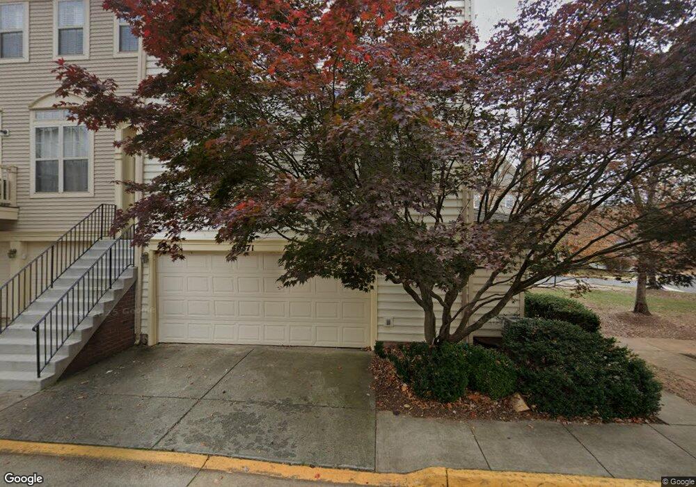 46354 Hobbs Square unit 100, Sterling, VA 20165 - photo 1