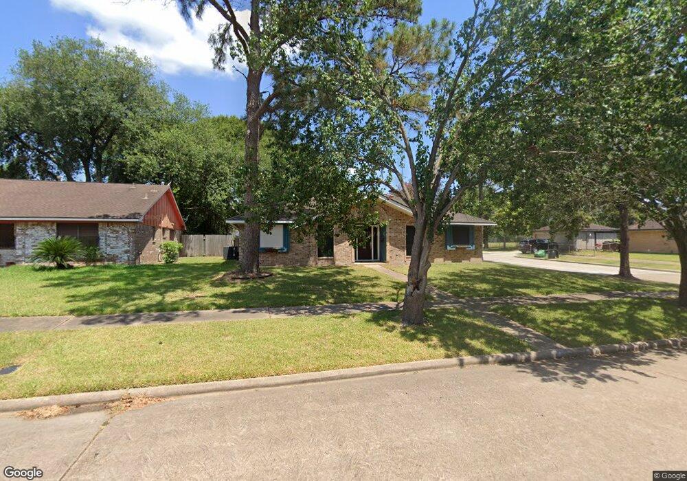 9747 Kirkfalls Dr, Houston, TX 77089 - photo 1