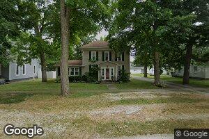 316 E Wall St, Moweaqua, IL 62550