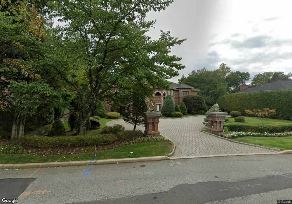 154 Pershing Rd, Englewood Cliffs, NJ 07632 - photo 1