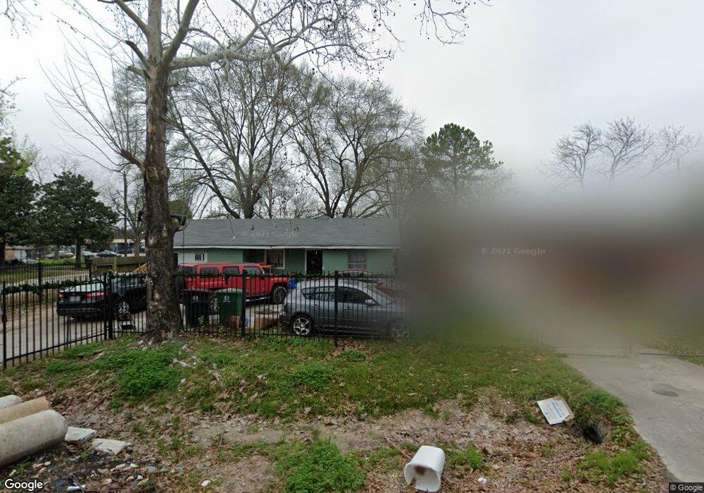 2450 Garwood Dr, Houston, TX 77091 - photo 1