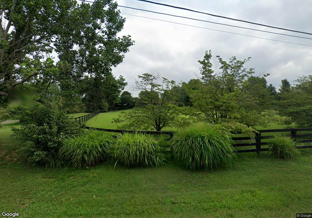 9109 Fairmount Rd, Louisville, KY 40291 - photo 1