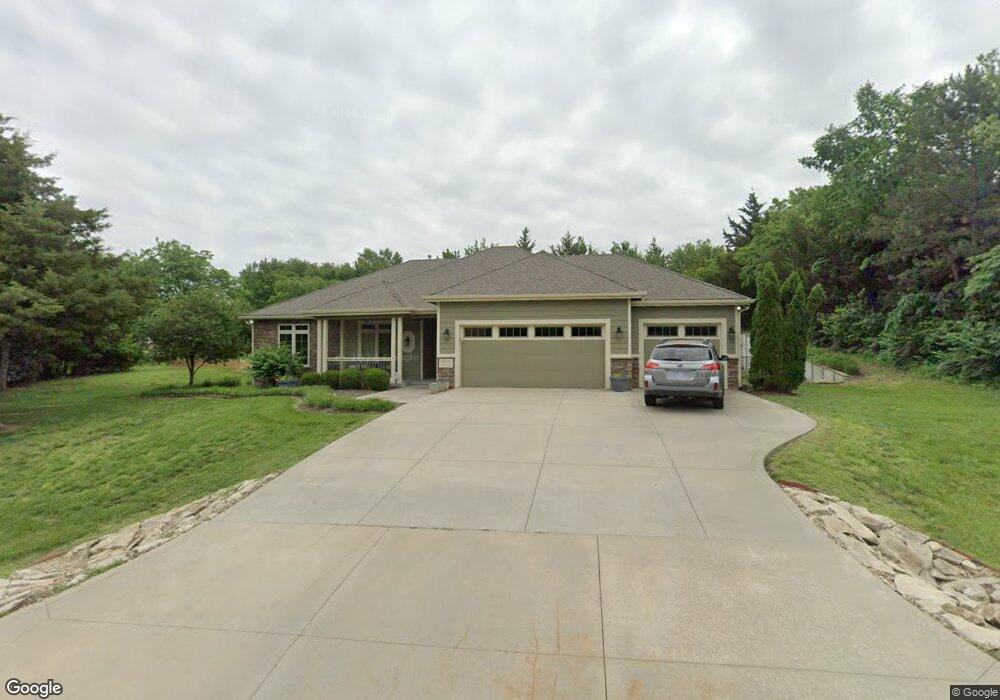 4320 SW Aylesbury Rd, Topeka, KS 66610 - photo 1