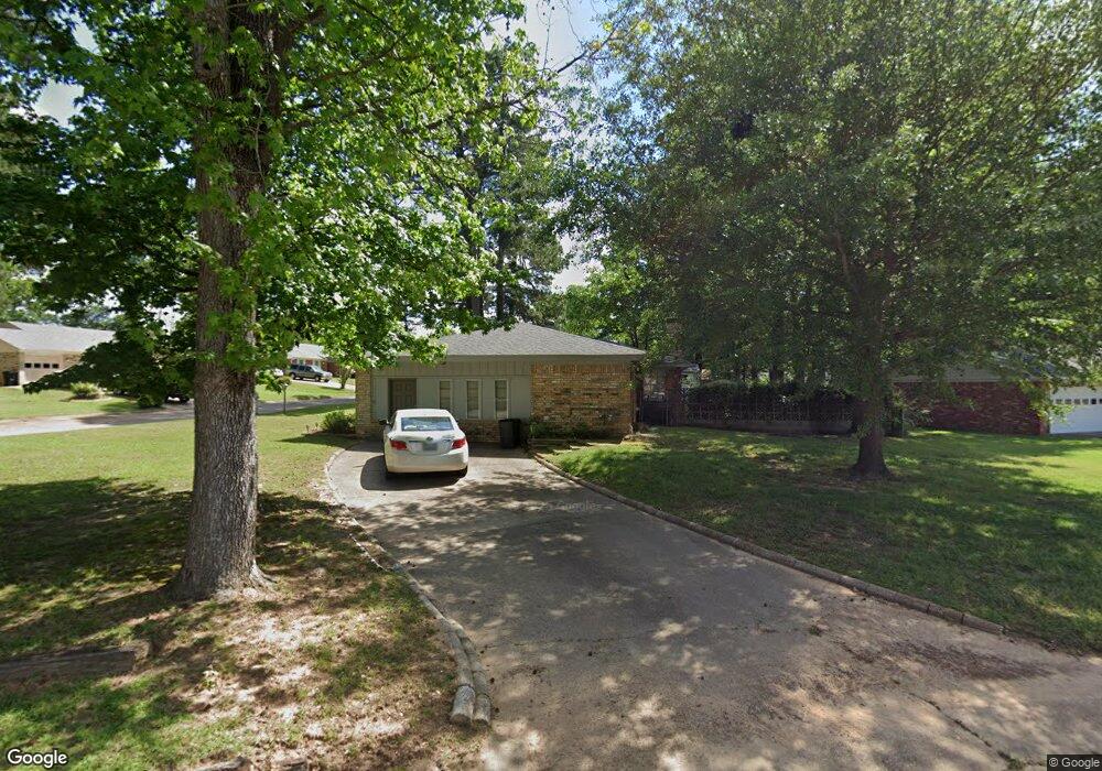 2 Horseshoe Dr, Wake Village, TX 75501 - photo 1
