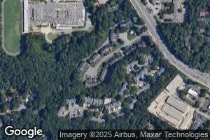 2585 Holcomb Springs Dr, Alpharetta, GA 30022
