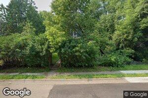921 W 5th St, Duluth, MN 55806