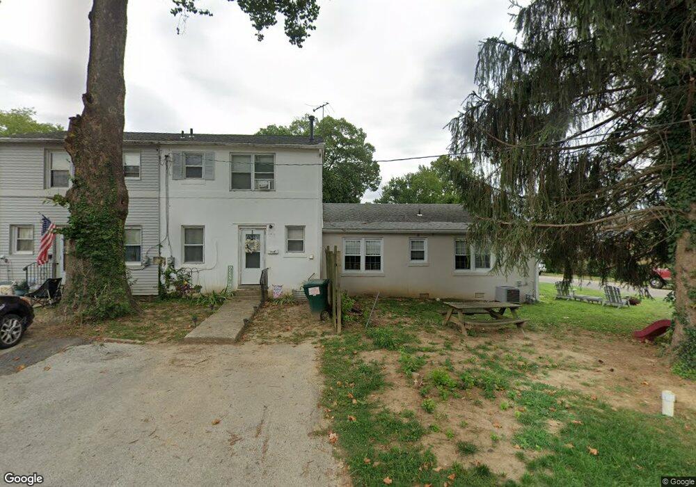 712 Dover Ct, Wallingford, PA 19086 - photo 1