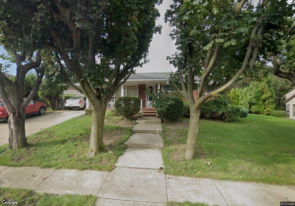 203 Stone St, Moosic, PA 18507 - photo 1