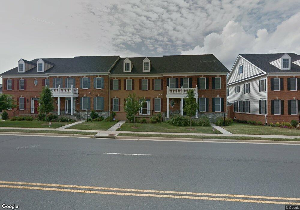 43155 Loudoun Reserve Dr, Ashburn, VA 20148 - photo 1