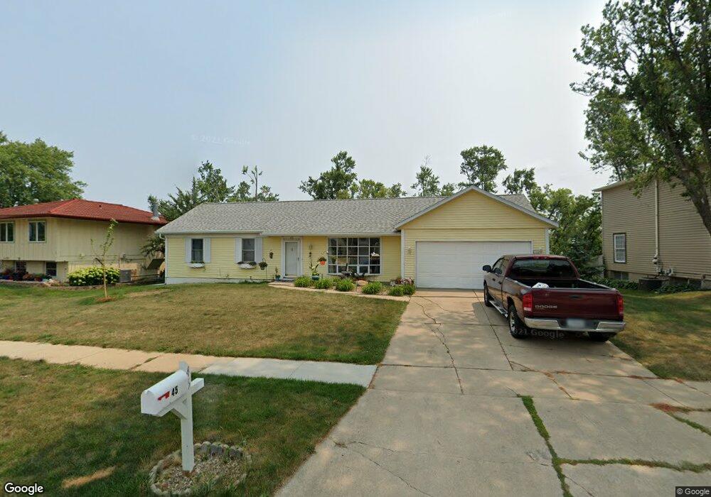 45 Clive Dr NW, Cedar Rapids, IA 52405 - photo 1