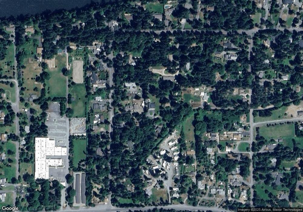 154 Squirrel Ln, Grants Pass, OR 97527 - photo 1