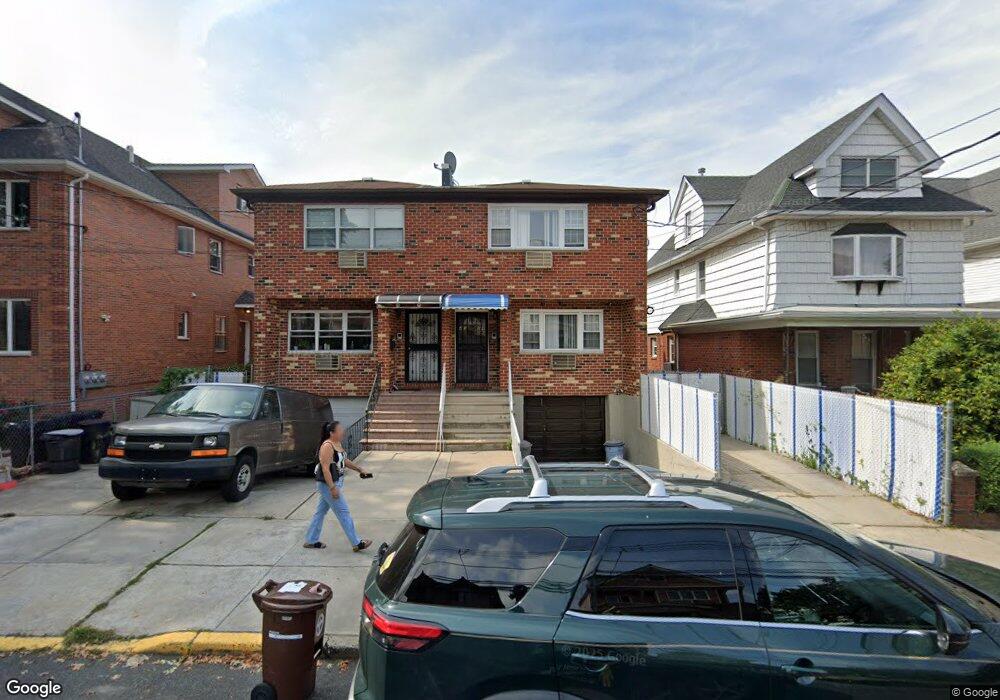 4324 163rd St, Flushing, NY 11358 - photo 1