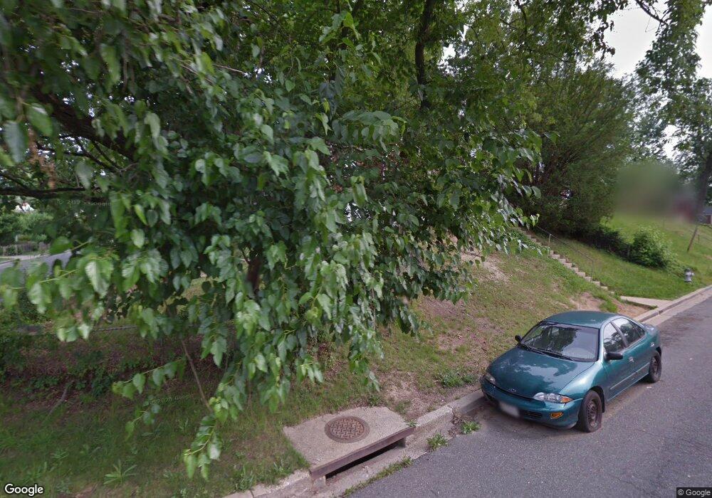 6411 Knollbrook Dr, Hyattsville, MD 20783 - photo 1