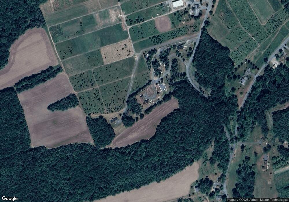 196 Spruce St, Lehighton, PA 18235 - photo 1