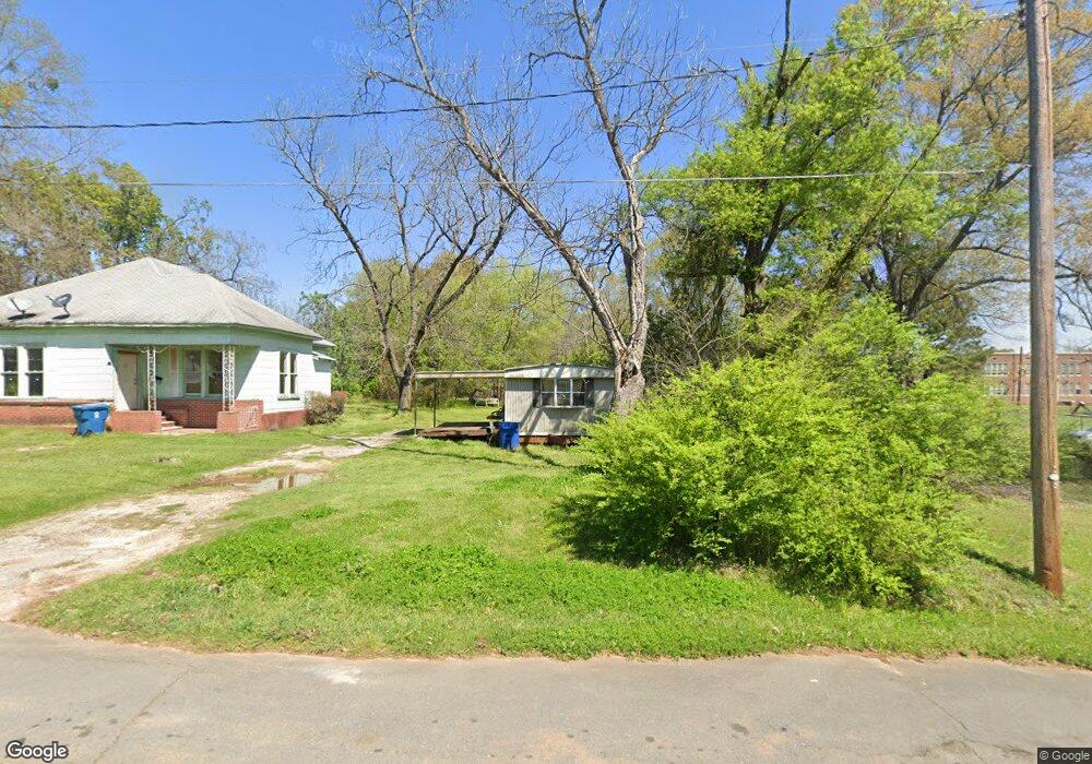 204 W Mississippi Ave, Vivian, LA 71082 - photo 1