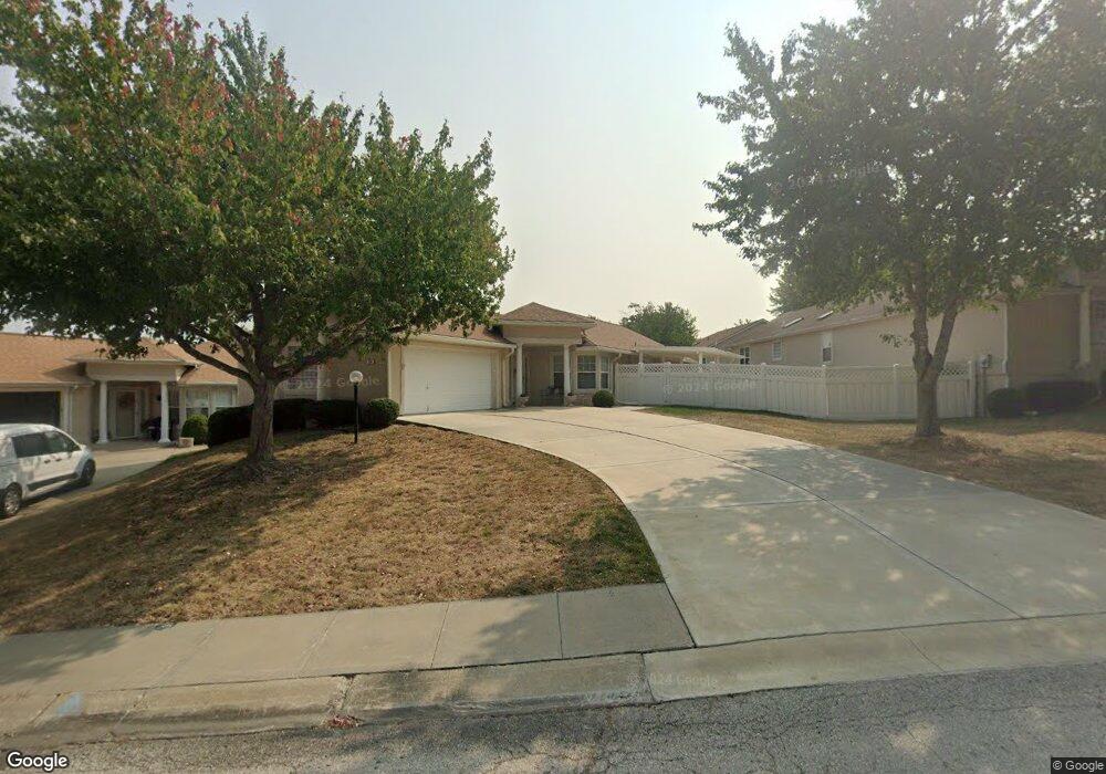 904 NW North Ridge Ct, Blue Springs, MO 64015 - photo 1