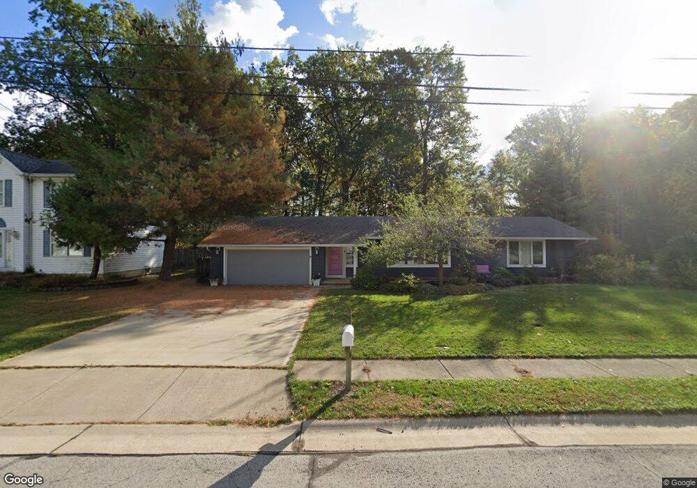 567 Cove Beach Ave, Sheffield Lake, OH 44054 - photo 1