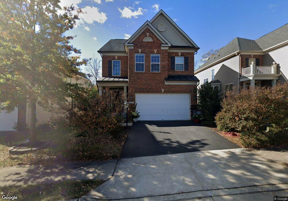 21721 Munday Hill Place, Broadlands, VA 20148 - photo 1