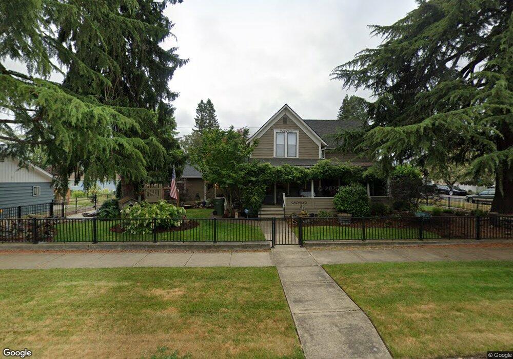 800 E 3rd St, Newberg, OR 97132 - photo 1