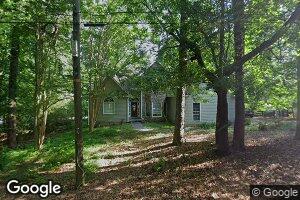114 Robin Dr, Roswell, GA 30075