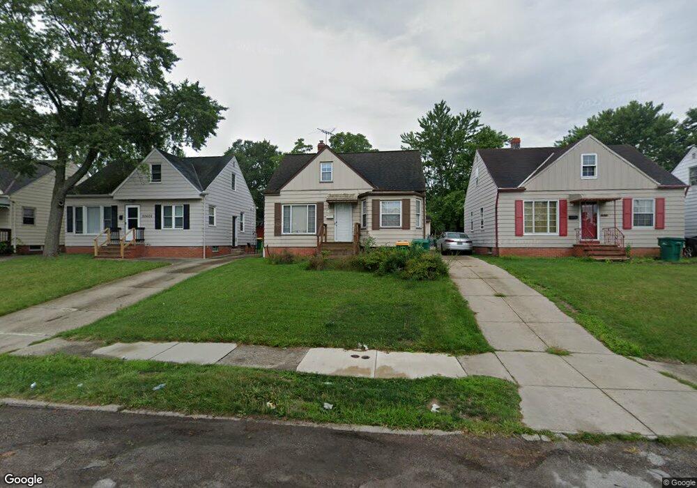 20516 Hansen Rd, Maple Heights, OH 44137 - photo 1