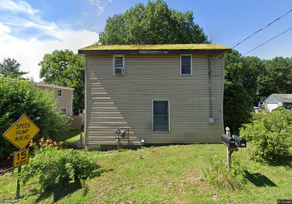 318 Oakhurst St, Troy, NY 12182 - photo 1