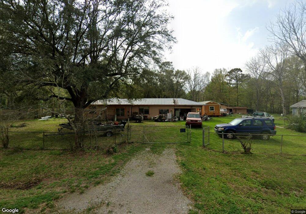 225 Lost Lake Ln, Vidor, TX 77662 - photo 1