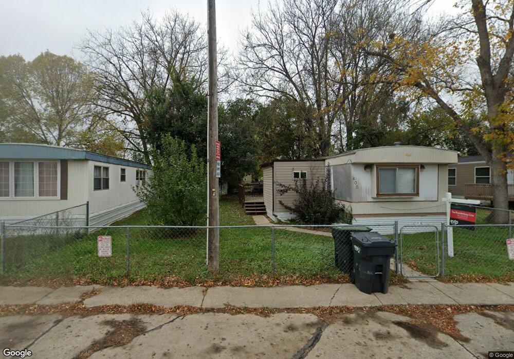 405 E Prairie Ln, Mandan, ND 58554 - photo 1