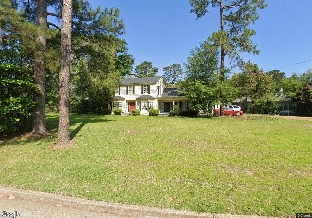 915 Hillcrest Ave, Moultrie, GA 31768 - photo 1