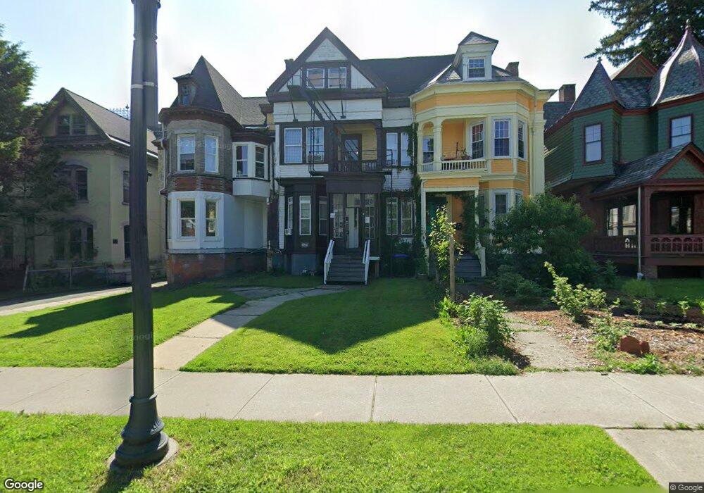 44 S Hamilton St unit 2, Poughkeepsie, NY 12601 - photo 1