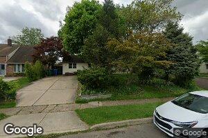 37 Apricot Ln, Levittown, PA 19055