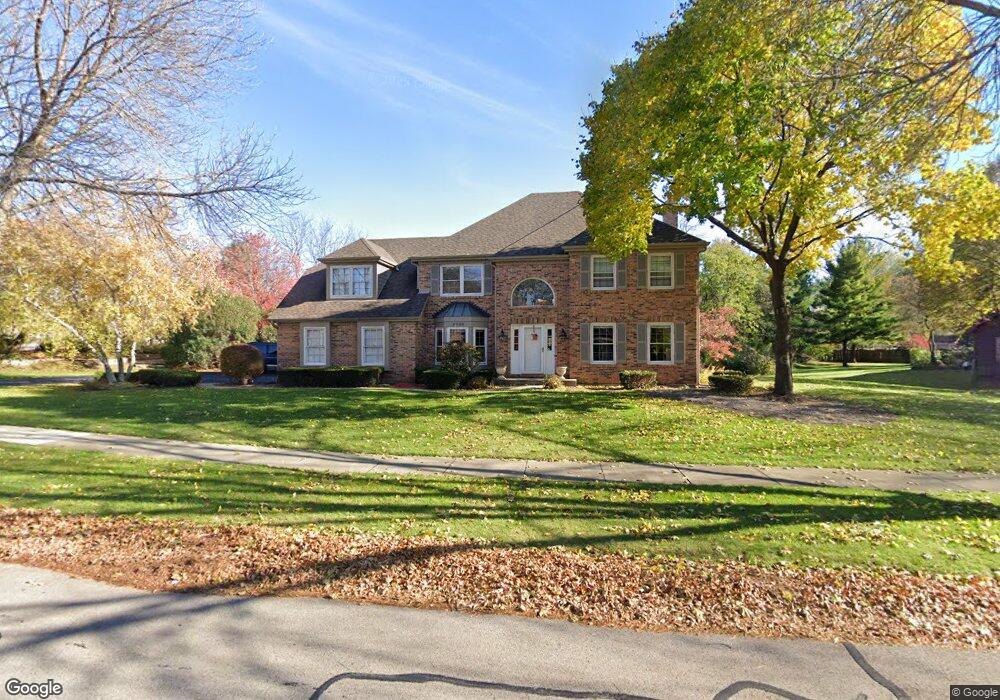 2154 University Dr, Naperville, IL 60565 - photo 1