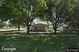 844 N Cedar St, Red Cloud, NE 68970