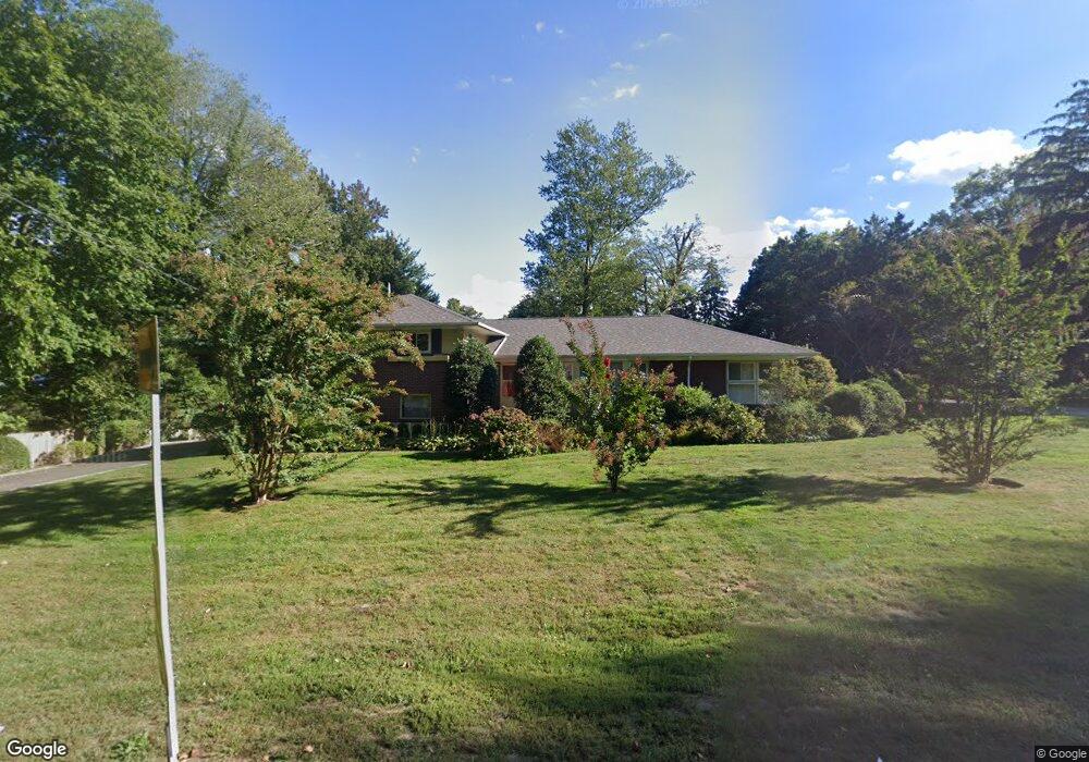 116 Duck Pond Rd, Glen Cove, NY 11542 - photo 1