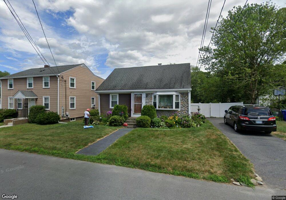 8 Redfern St, Riverside, RI 02915 - photo 1