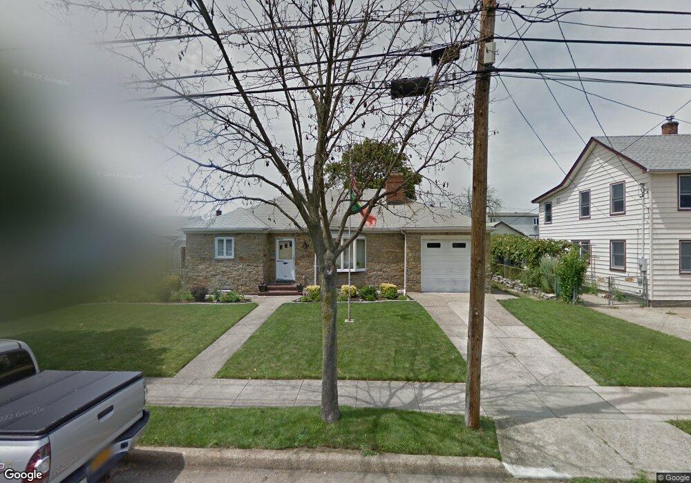 94 Jerome Ave, Mineola, NY 11501 - photo 1