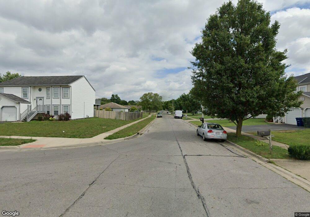 2196 Golden Leaf Ln, Columbus, OH 43223 - photo 1