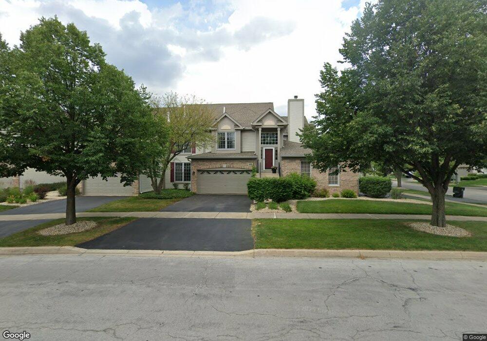 409 Harlowe Ln unit 2304, Naperville, IL 60565 - photo 1