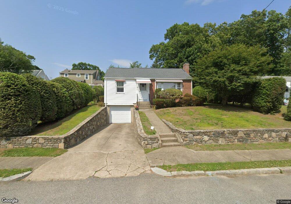 425 Auburn St, Cranston, RI 02910 - photo 1