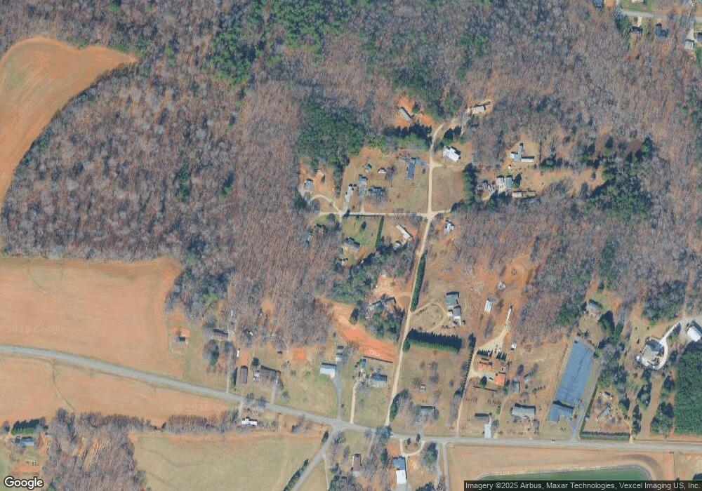 117 Virginia Ridge Ln, Statesville, NC 28625 - photo 1