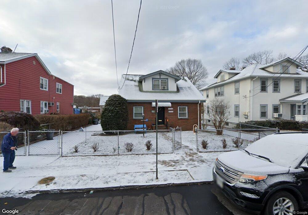 111 King Ave, Yonkers, NY 10704 - photo 1