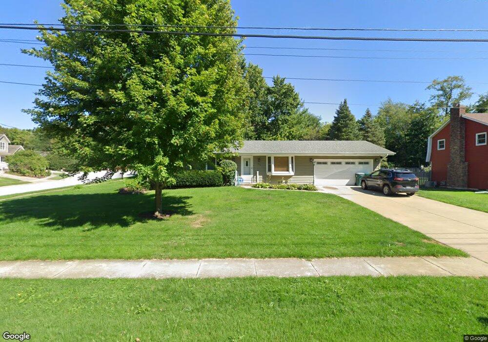 268 S Forest Ave, Batavia, IL 60510 - photo 1