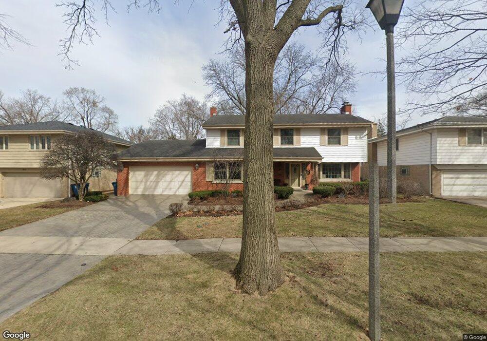 897 S Euclid Ave, Elmhurst, IL 60126 - photo 1