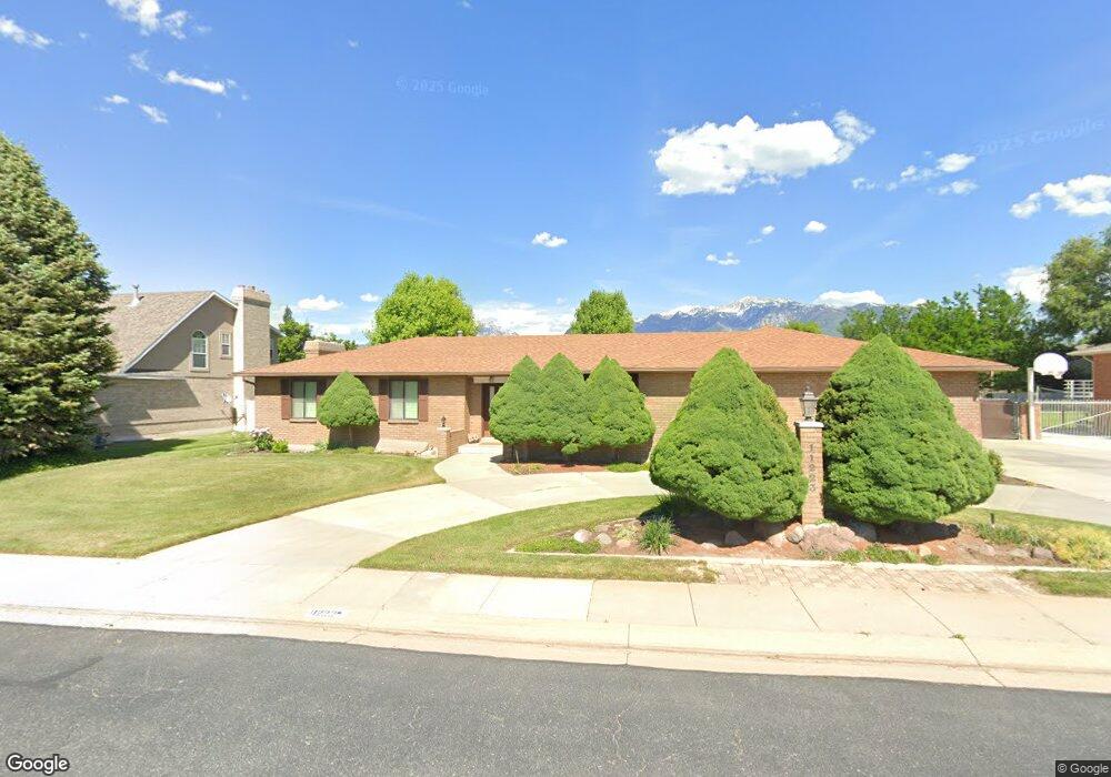 11223 Trent Dr, South Jordan, UT 84095 - photo 1