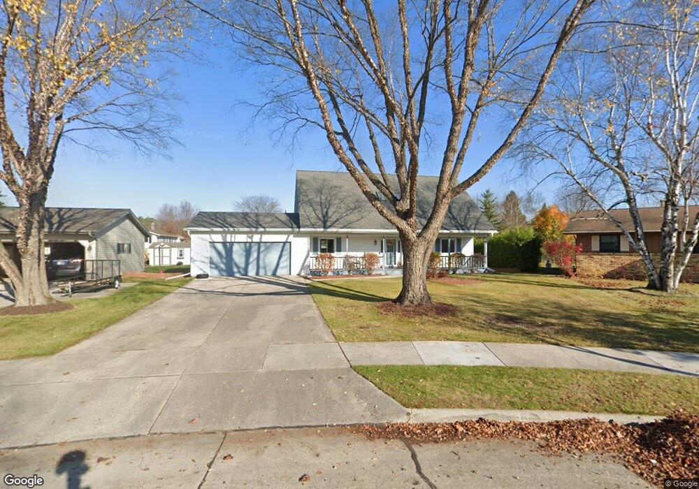 4631 Laurie Ln, Two Rivers, WI 54241 - photo 1