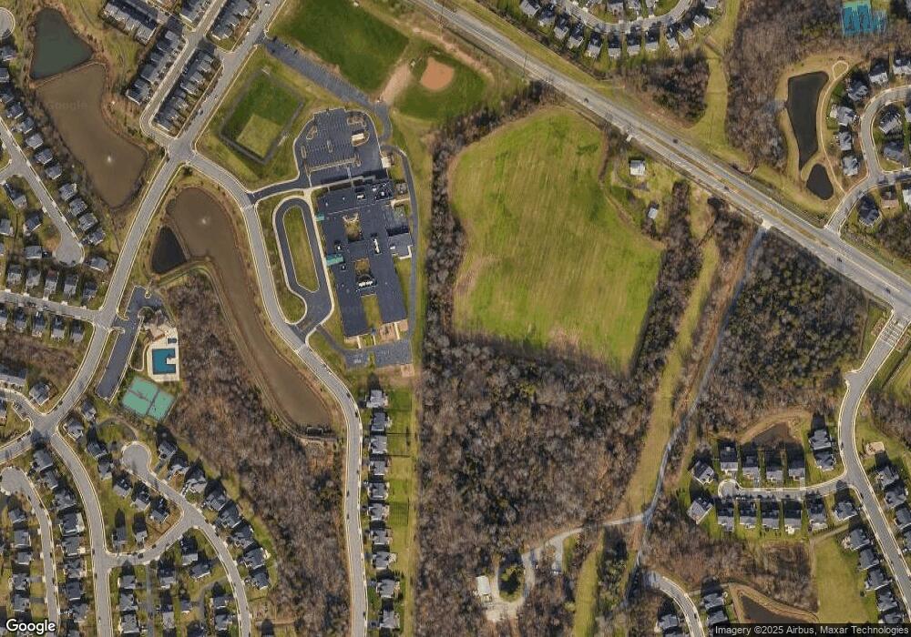 25579 Red Cherry Dr, Aldie, VA 20105 - photo 1