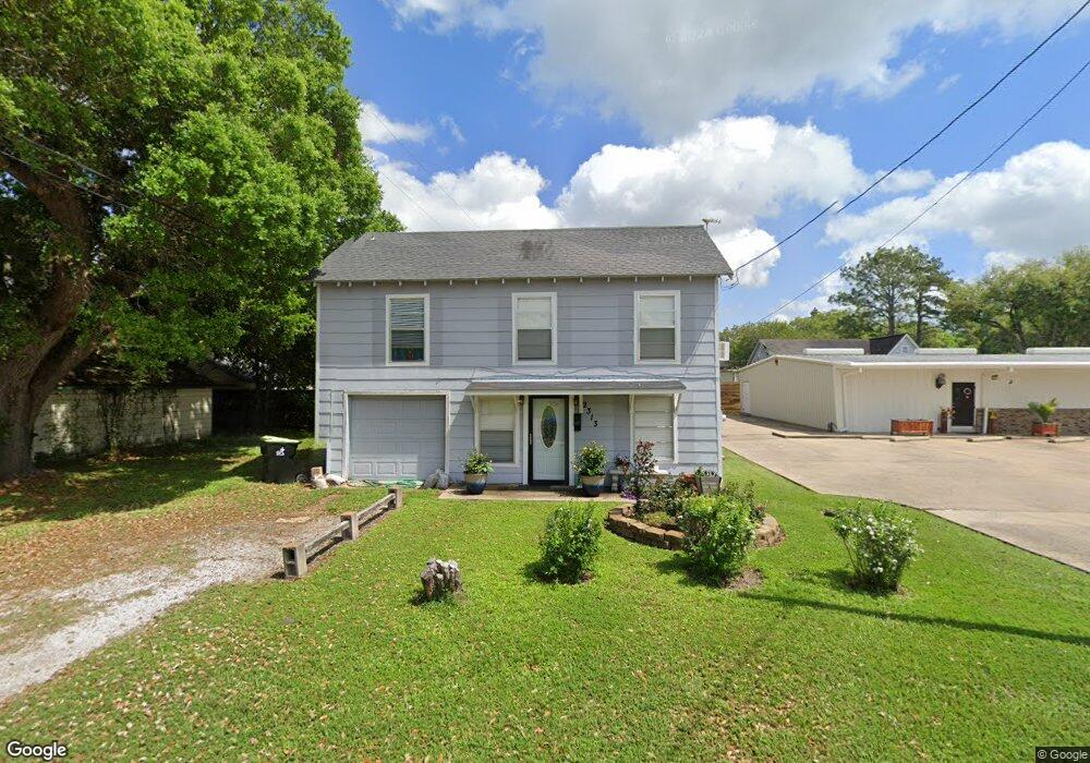 2313 Sycamore Ave, Bay City, TX 77414 - photo 1