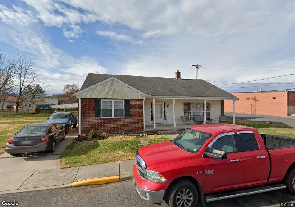 320 N Elm St, Moorefield, WV 26836 - photo 1